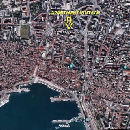 Апартаменти Apartment Central Split